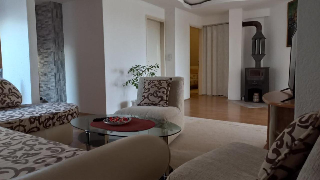 Apartman Sasa فرانيي المظهر الخارجي الصورة