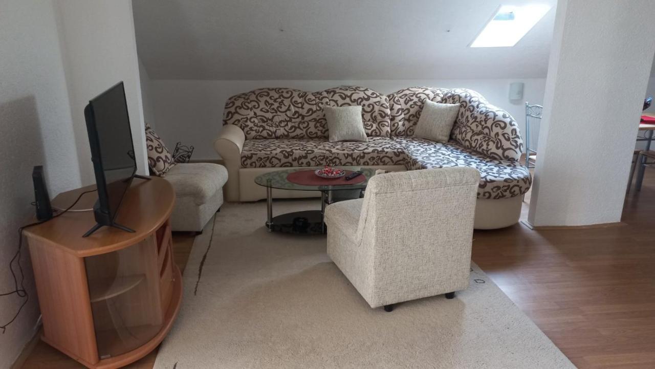 Apartman Sasa فرانيي المظهر الخارجي الصورة
